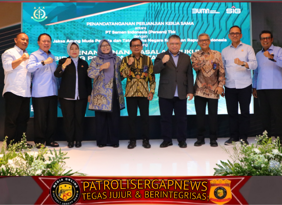 Penandatanganan Perjanjian Kerja Sama JAM DATUN dan PT Semen Indonesia (Persero) Dukung Pembangunan Infrastruktur Nasional