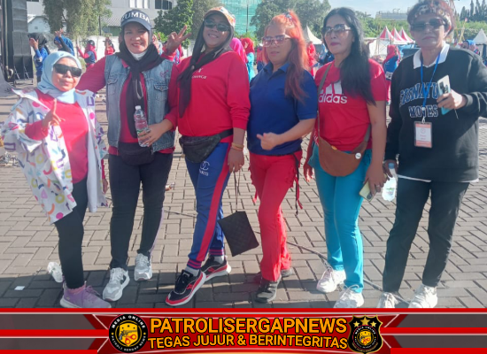 Sanggar Bunda Ririe Senam Sehat Bersama Tim Meramaikan Warga Masyarakat Kemayoran Jakarta