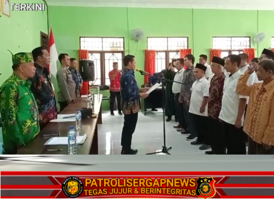 Pengukuhan Ketua RW dan Ketua RT di Kelurahan Kasongan Lama,Tertib Serta Lancar