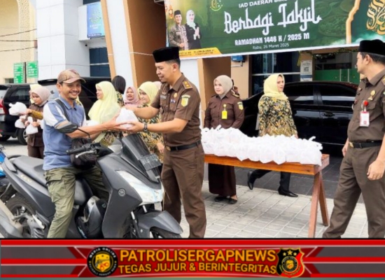 Kejaksaan Negeri Bireuen Menggelar Kegiatan Berbagi Takjil dan Buka Puasa Bersama