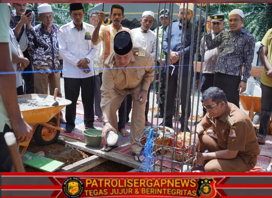 Bupati TRK Lakukan Peusijuek dan Peletakan Batu Pertama Pembangunan Masjid Jamik Al-Muttaqin