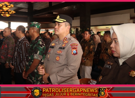 Kapolres Nganjuk Dampingi Gubernur Jatim, Ratusan Personel Disiagakan Jaga Keamanan Kunjungan Kerja