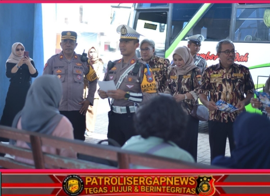 Operasi Patuh Semeru 2025 Dimulai, Polres Situbondo Sosialisasikan Keselamatan Berkendara